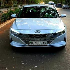 Hyundai Elantra 2021