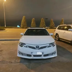 Toyota Camry 2013