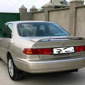 Toyota Camry 1999