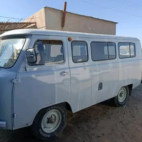 UAZ 469 2002