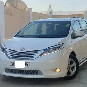 Toyota Sienna 2017