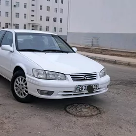 Toyota Camry 1998