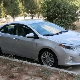 Toyota Corolla 2015