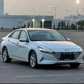 Hyundai Elantra 2021