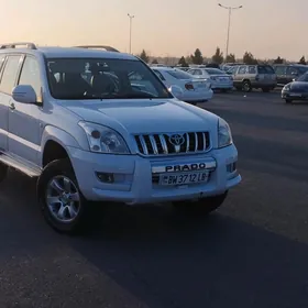 Toyota Land Cruiser Prado 2005