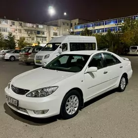 Toyota Camry 2005