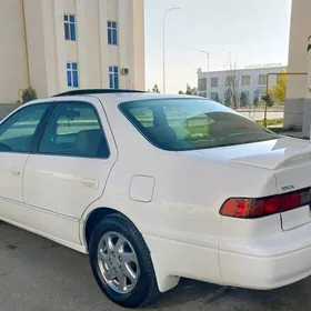 Toyota Camry 1999