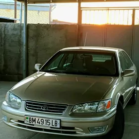 Toyota Camry 2000