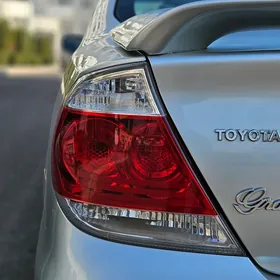 Toyota Camry 2005