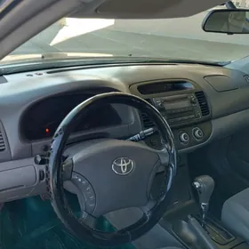 Toyota Camry 2005