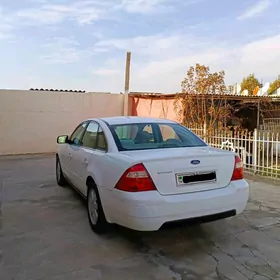 Ford Five Hundred 2005