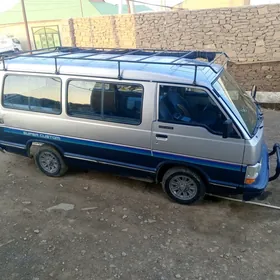 Toyota Hiace 1989