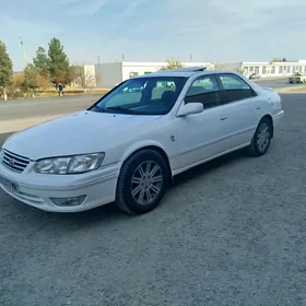 Toyota Camry 2001