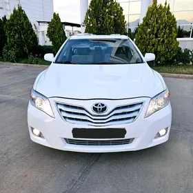 Toyota Camry 2010