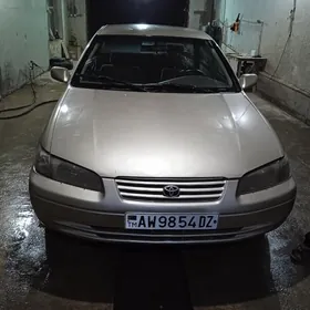 Toyota Camry 1997