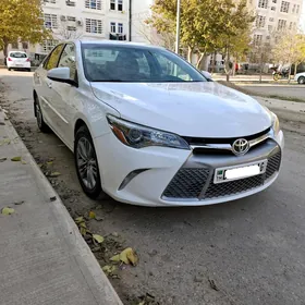 Toyota Camry 2016