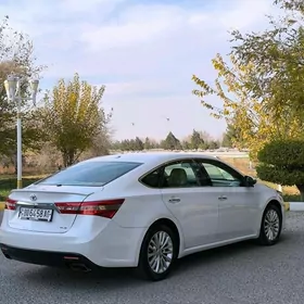 Toyota Avalon 2015