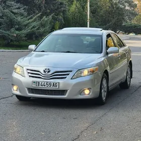 Toyota Camry 2011