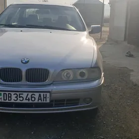 BMW E39 2001