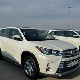 Toyota Highlander 2018