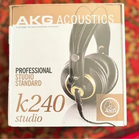 AKG studio naushnik