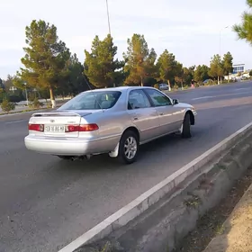 Toyota Camry 2000