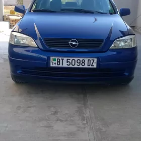 Opel Astra 2005