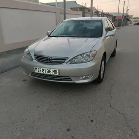 Toyota Camry 2004