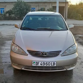 Toyota Camry 2005