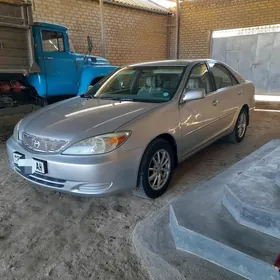 Toyota Camry 2004