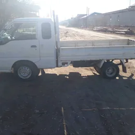 Hyundai H100 2001