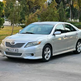 Toyota Camry 2010