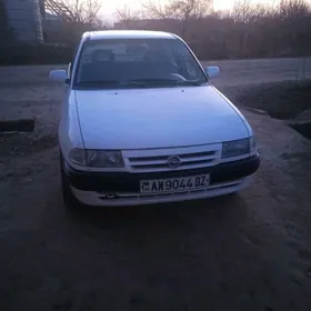 Opel Astra 1993