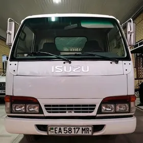 Isuzu Axiom 2002