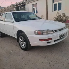 Toyota Camry 1992