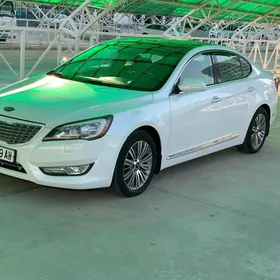 Kia Cadenza 2013