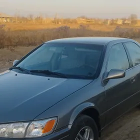 Toyota Camry 2000