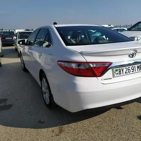 Toyota Camry 2017