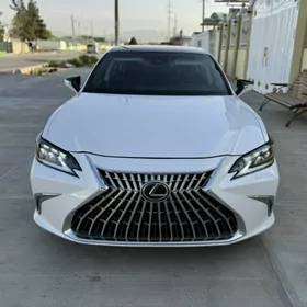 Lexus ES 350 2022