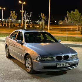 BMW E39 2003