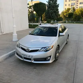 Toyota Camry 2013