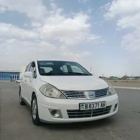 Nissan Versa 2010