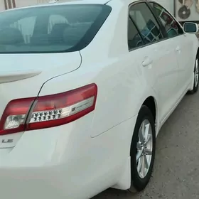 Toyota Camry 2011