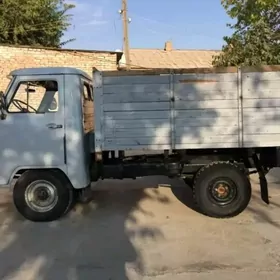 UAZ 2206 1984