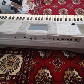 YAMAHA PSR 2100