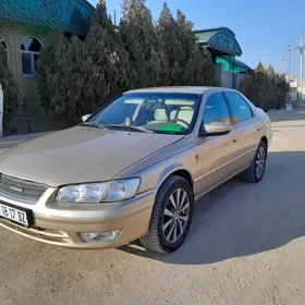 Toyota Camry 1999