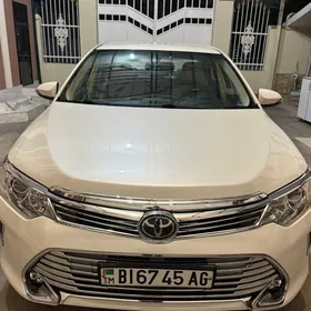 Toyota Camry 2015