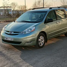 Toyota Sienna 2006