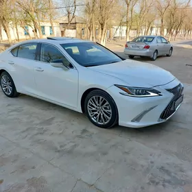 Lexus ES 350 2021