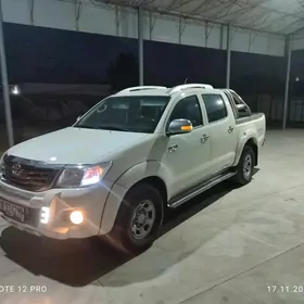 Toyota Hilux 2012